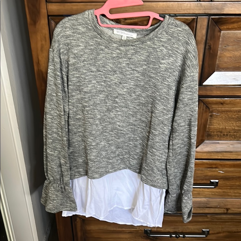 BCBGeneration Heather Gray Knit Top
